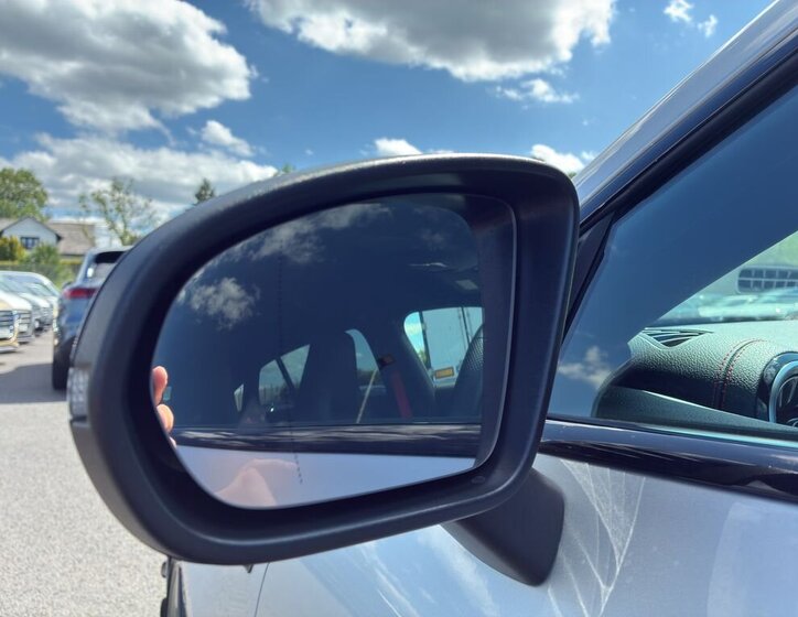 Mercedes-Benz CLA Kombi 2,0 l 225 kw