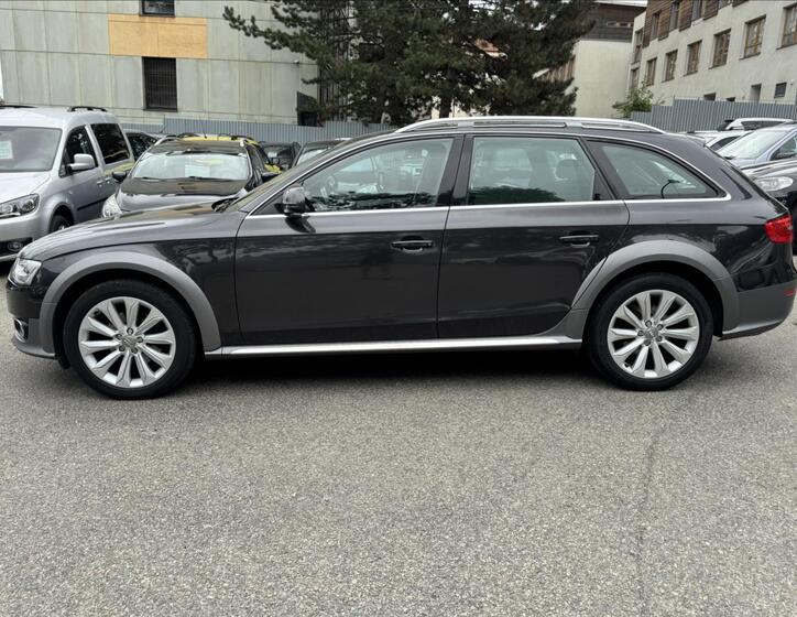 Audi A4 Allroad 5