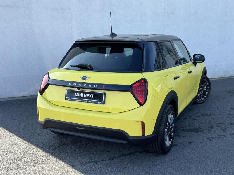 Mini Cooper Hatchback 2,0 l 150 kw