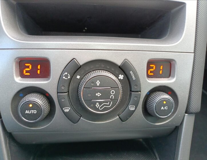 Peugeot 308 Kombi 1,6 l 80 kw