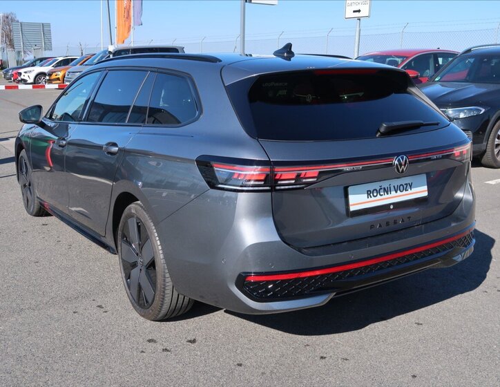 Volkswagen Passat Kombi 1,5 l 130 kw