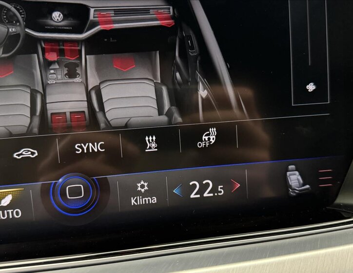 Volkswagen Touareg SUV / Terénní 3,0 l 210 kw