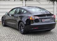 Tesla Model 3 4