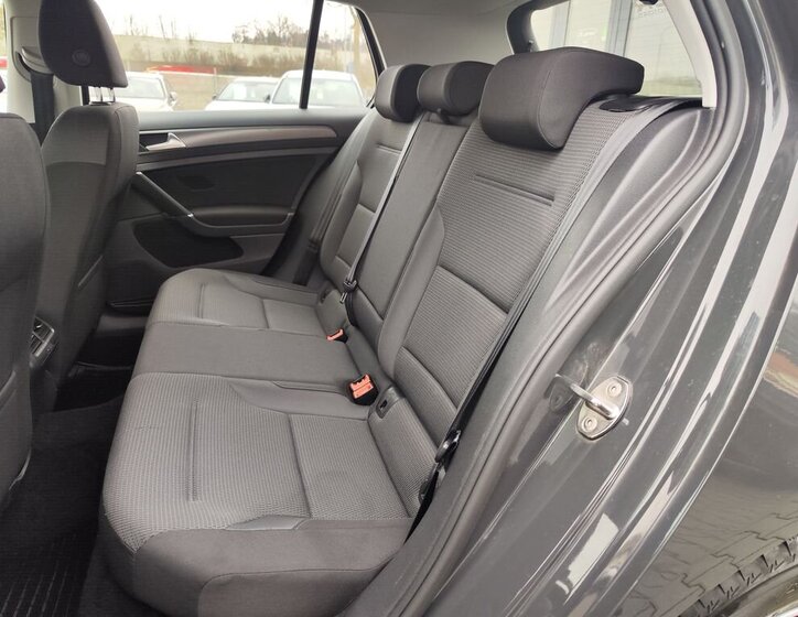 Volkswagen Golf Kombi 999,0 85 kw