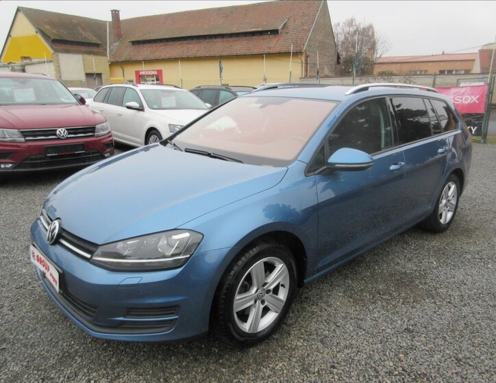 Volkswagen Golf Kombi 2,0 l 110 kw