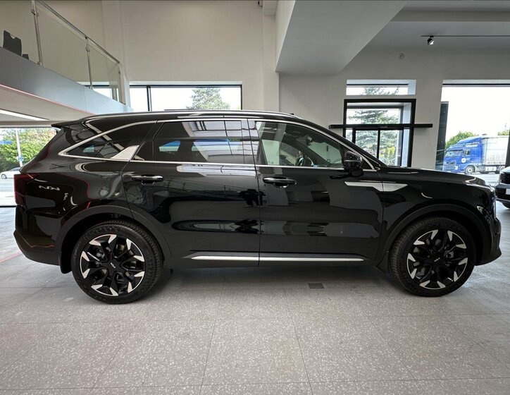 KIA Sorento SUV / Terénní 2,2 l 142 kw