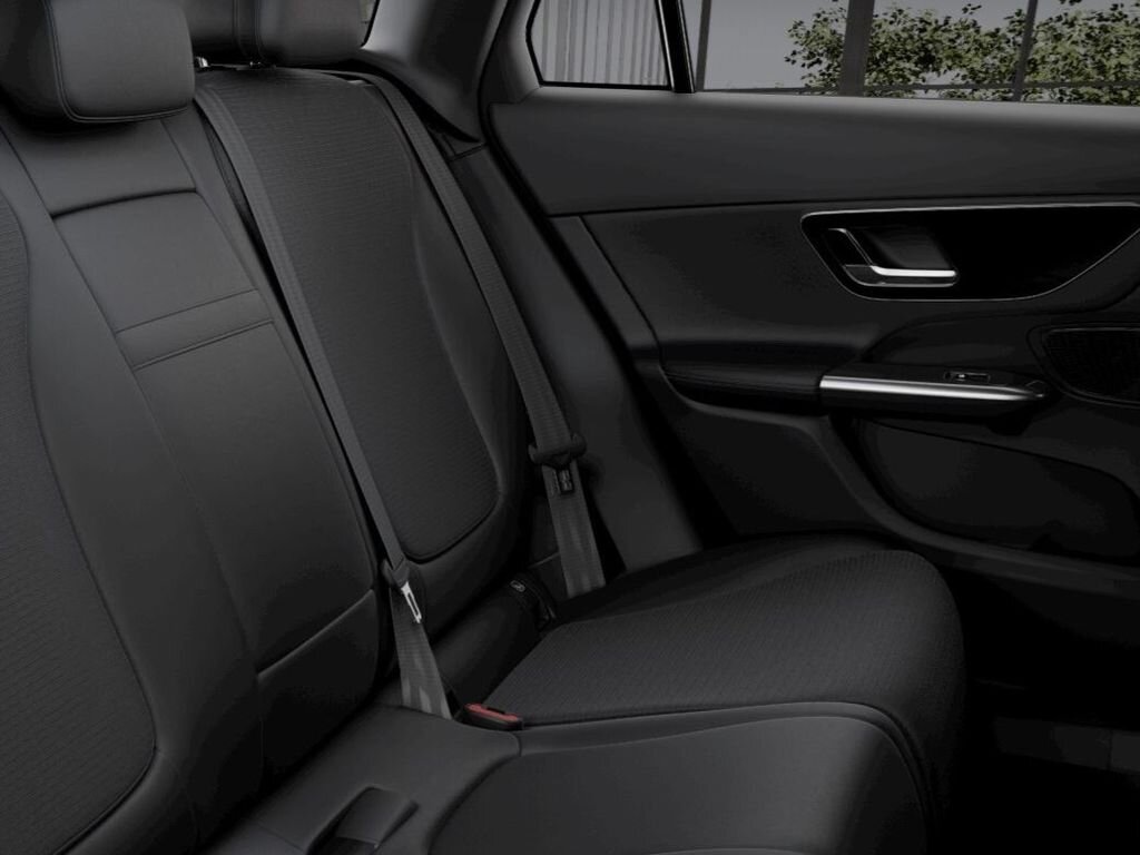 Mercedes-Benz GLC SUV 2,0 l 137 kw