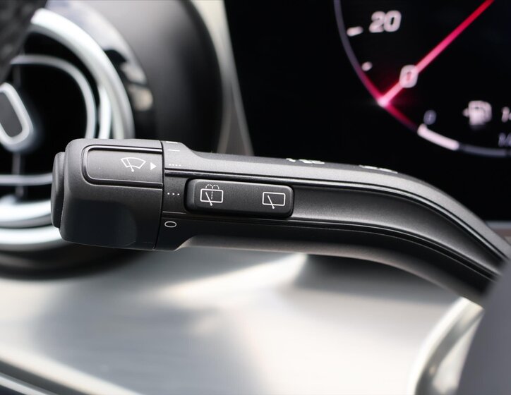 Mercedes-Benz Třídy V Kombi 2,0 l 174 kw