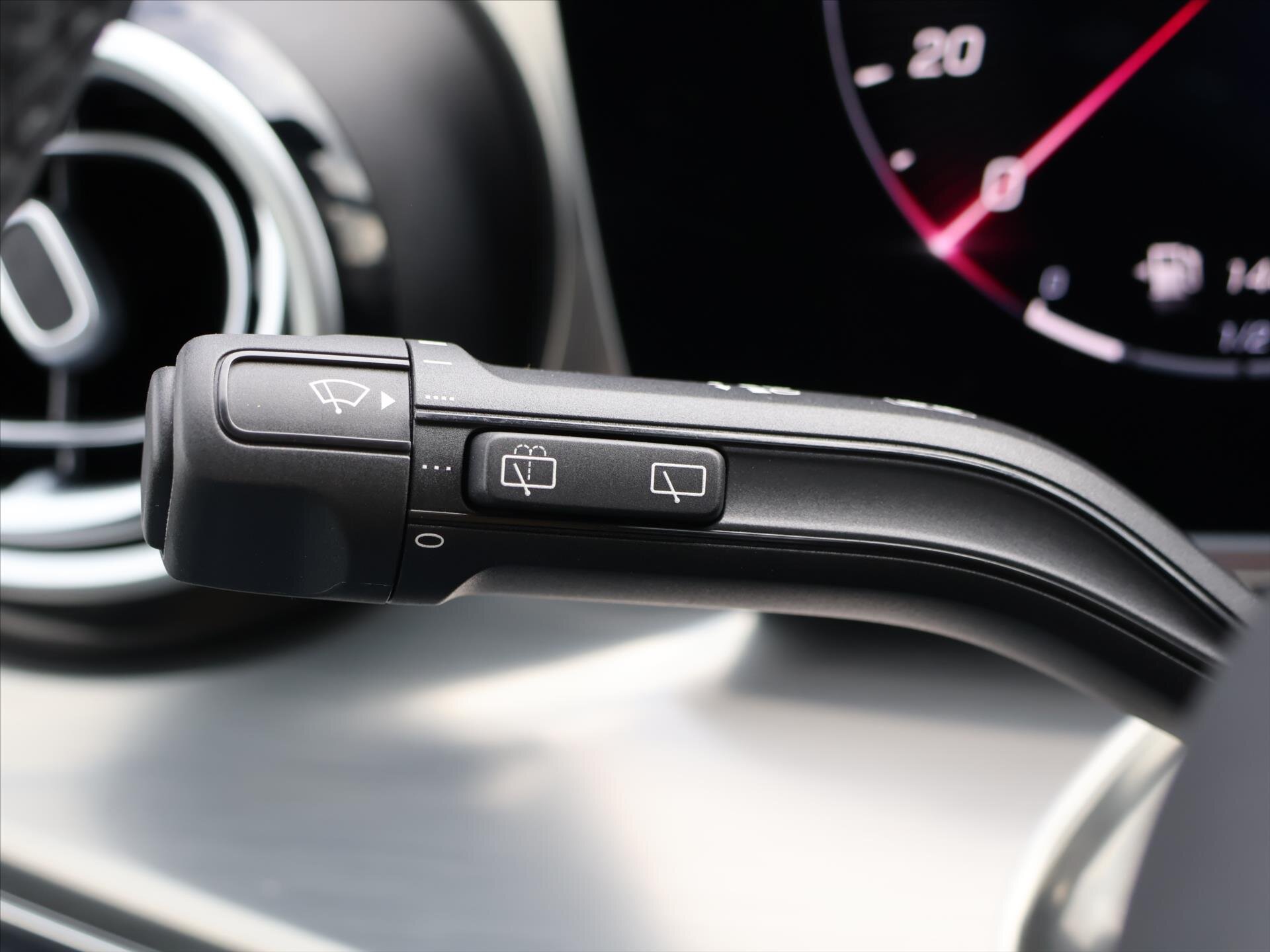 Mercedes-Benz Třídy V Kombi 2,0 l 174 kw