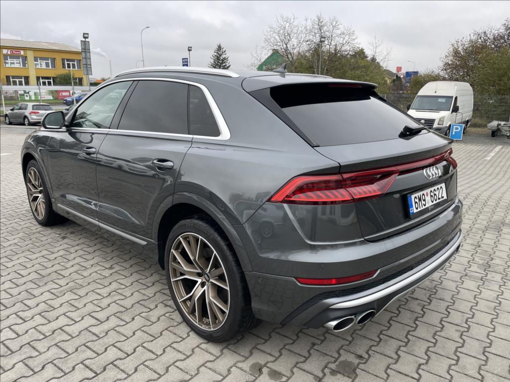 Audi SQ8