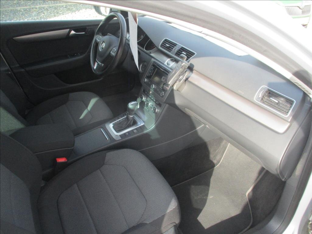 Volkswagen Passat Kombi 1,4 l 90 kw