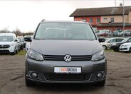 Volkswagen Touran 2