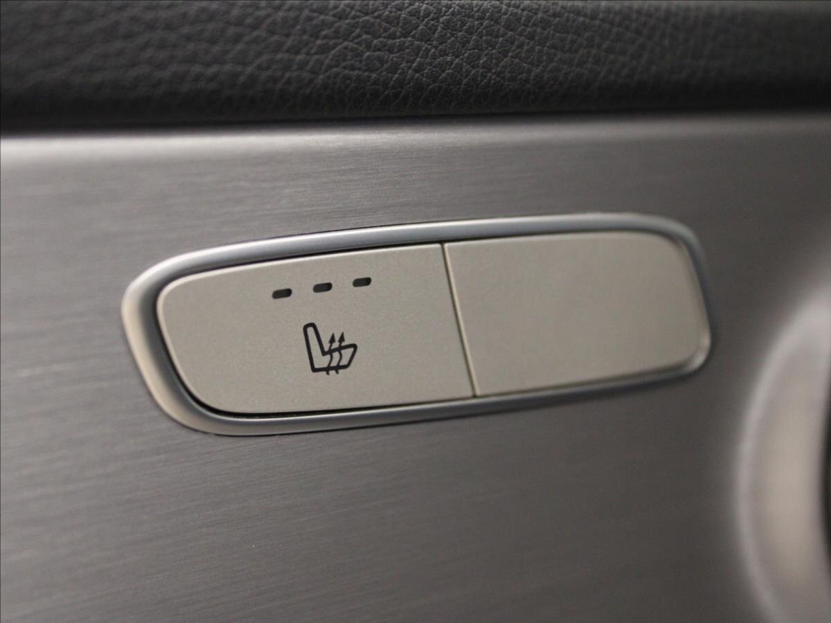 Mercedes-Benz Třídy C Kombi 2,0 l 135 kw