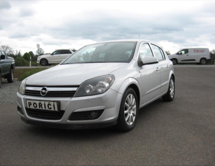 Opel Astra Hatchback 1,6 l 77 kw