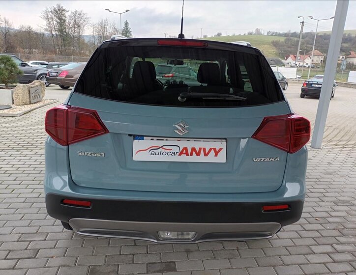 Suzuki Vitara SUV 1,4 l 103 kw