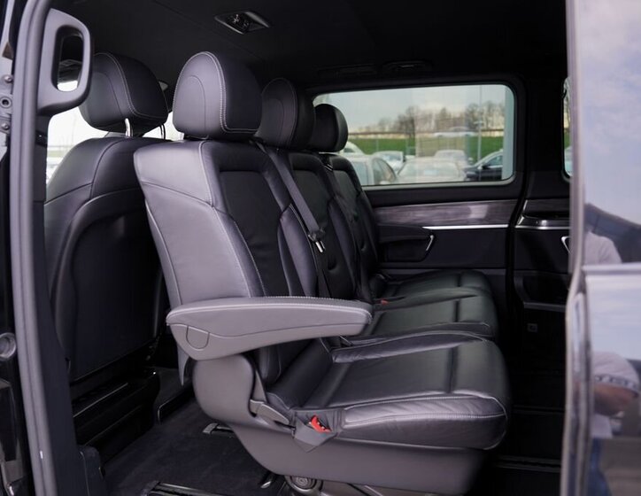 Mercedes-Benz Třídy V MPV 2,0 l 176 kw