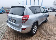 Toyota RAV4 Kombi 2,0 l 116 kw