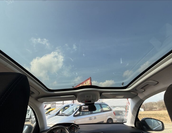 Peugeot 308 Kombi 2,0 l 110 kw