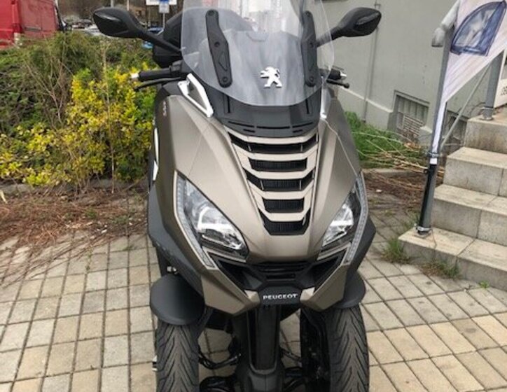 Peugeot Ostatní Kabriolet 400,0 26 kw