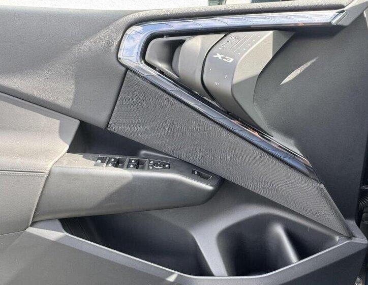 BMW X3 SUV 2,0 l 145 kw