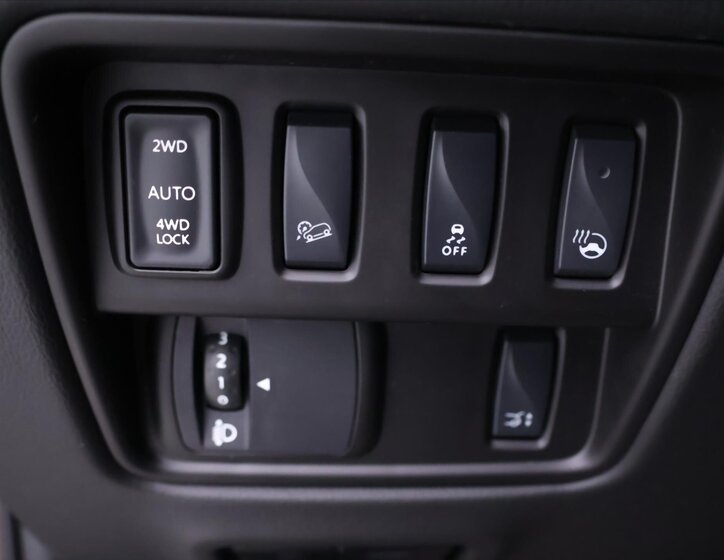 Renault Koleos SUV / Terénní 2,0 l 135 kw