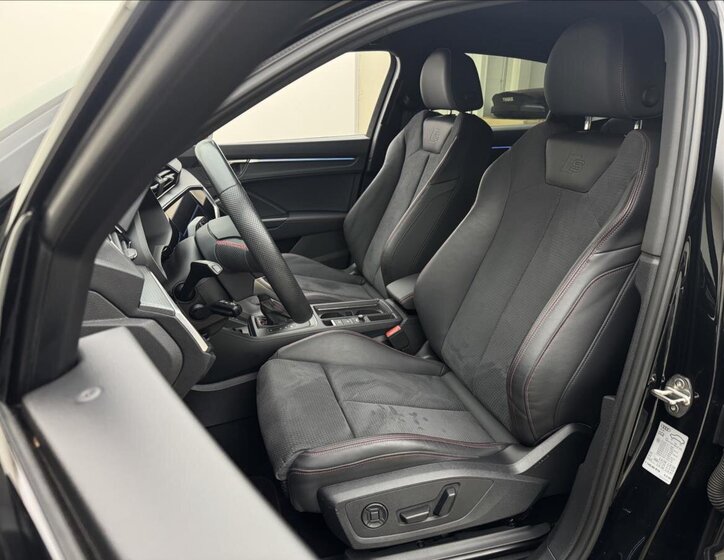 Audi Q3 SUV / Terénní 2,0 l 147 kw