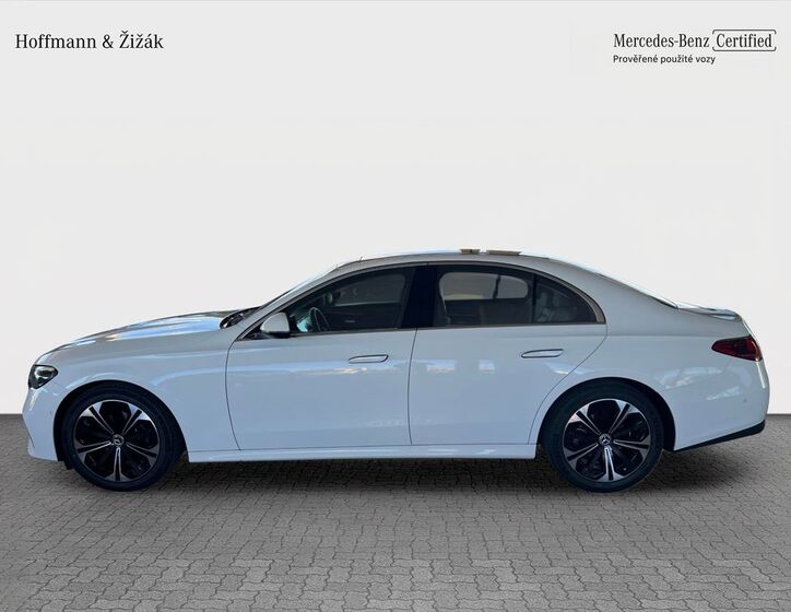 Mercedes-Benz Třídy E 8