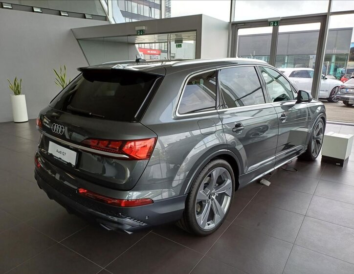 Audi Q7 SUV 3,0 l 210 kw
