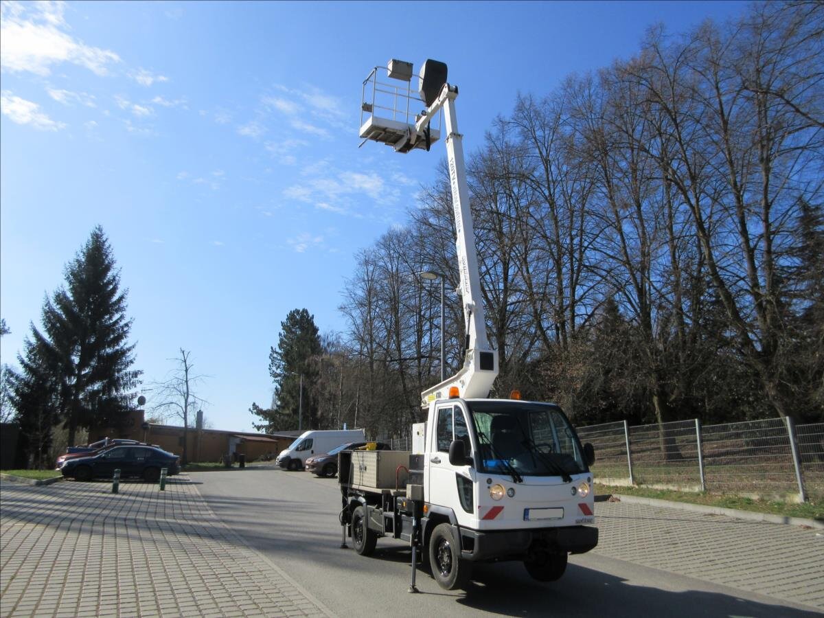 Multicar M 30 Valník 3,0 l 107 kw