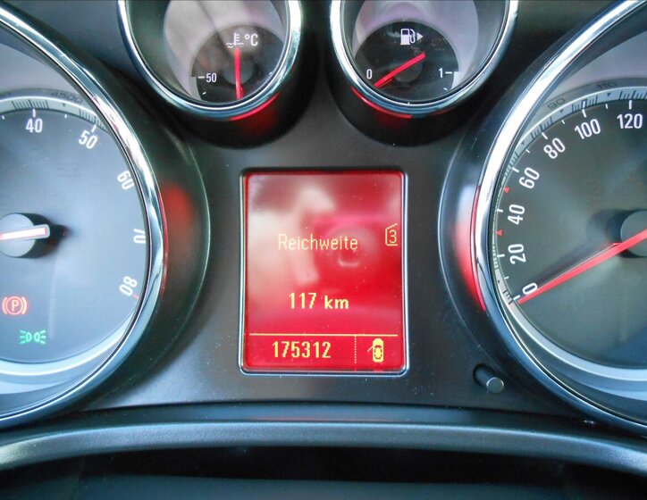 Opel Insignia Kombi 1,6 l 85 kw