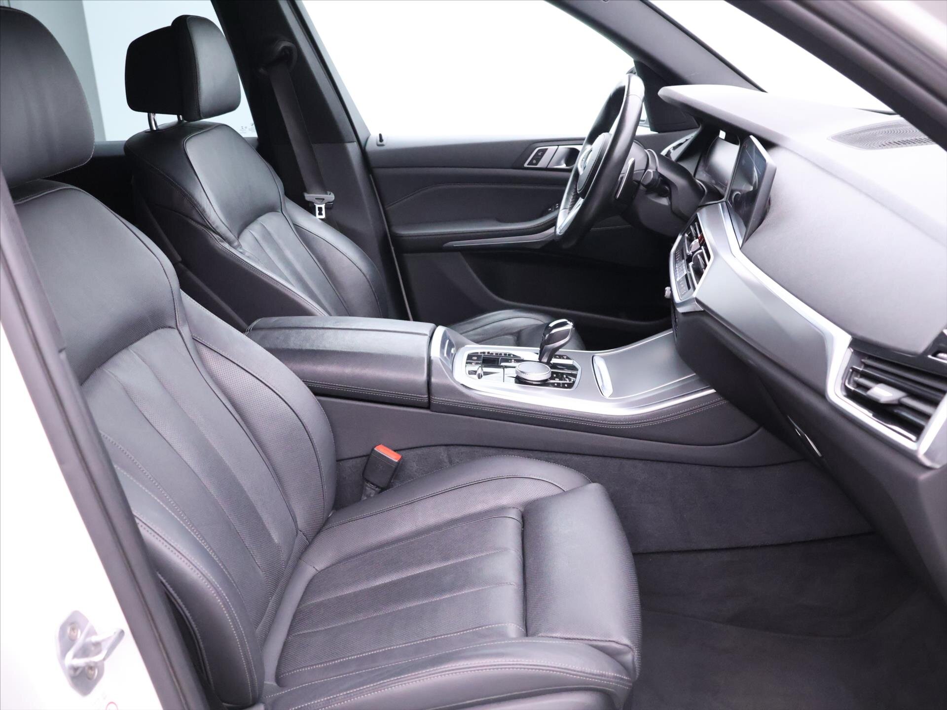 BMW X5 SUV 3,0 l 195 kw