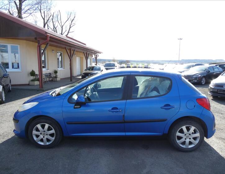Peugeot 207 4