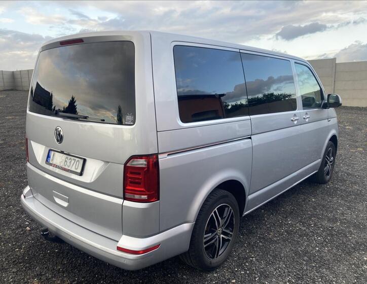 Volkswagen Multivan 7
