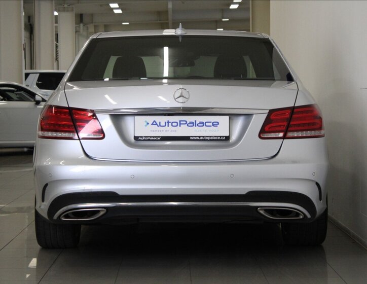 Mercedes-Benz Třídy E Sedan 2,1 l 150 kw