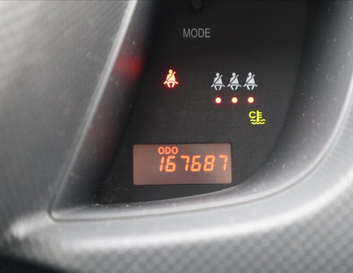 Toyota Urban Cruiser Hatchback 1,3 l 74 kw