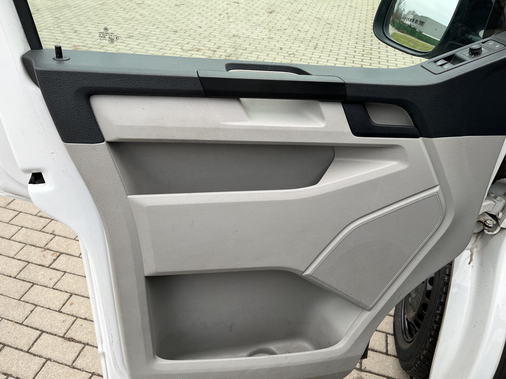 Volkswagen Transporter Kombi 2,0 l 110 kw