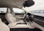 Volvo V90 31