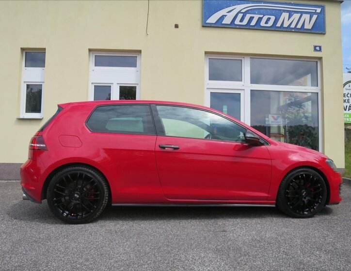 Volkswagen Golf Hatchback 2,0 l 162 kw