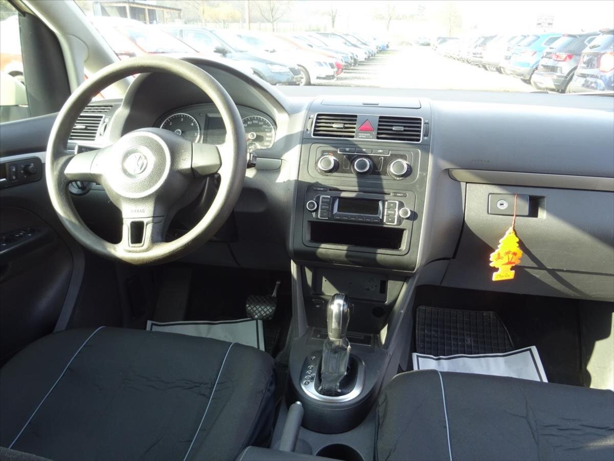 Volkswagen Touran Kombi 1,6 l 77 kw