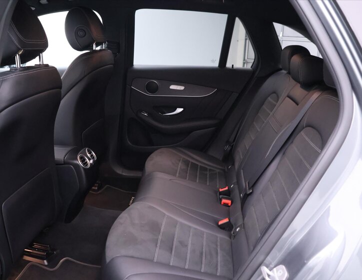 Mercedes-Benz GLC 17