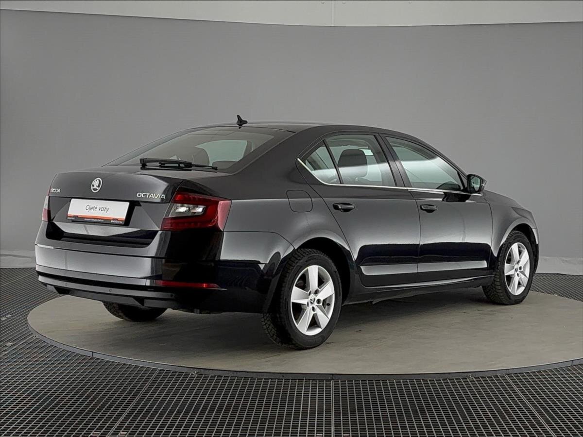 Škoda Octavia Liftback 1,6 l 85 kw