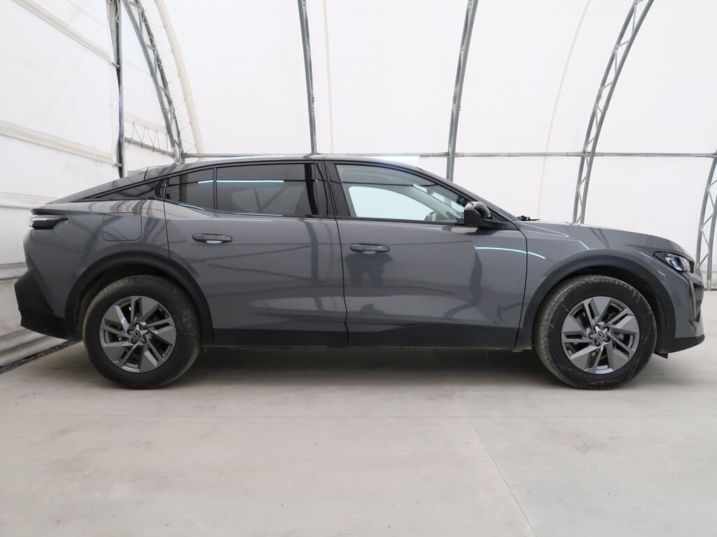 Peugeot 408 Liftback 1,2 l 96 kw