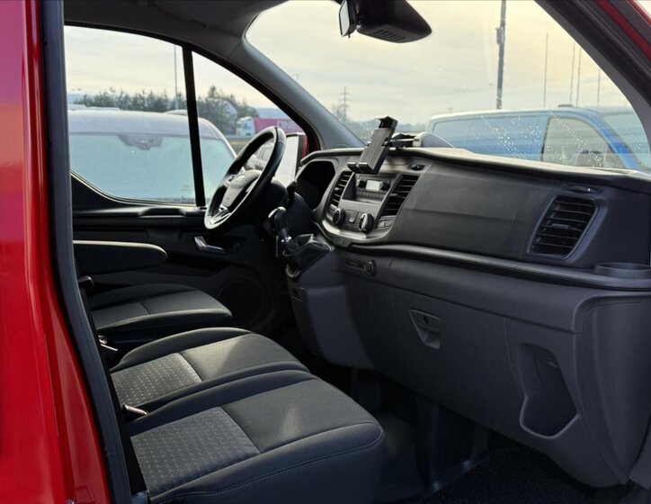 Ford Transit Custom 16