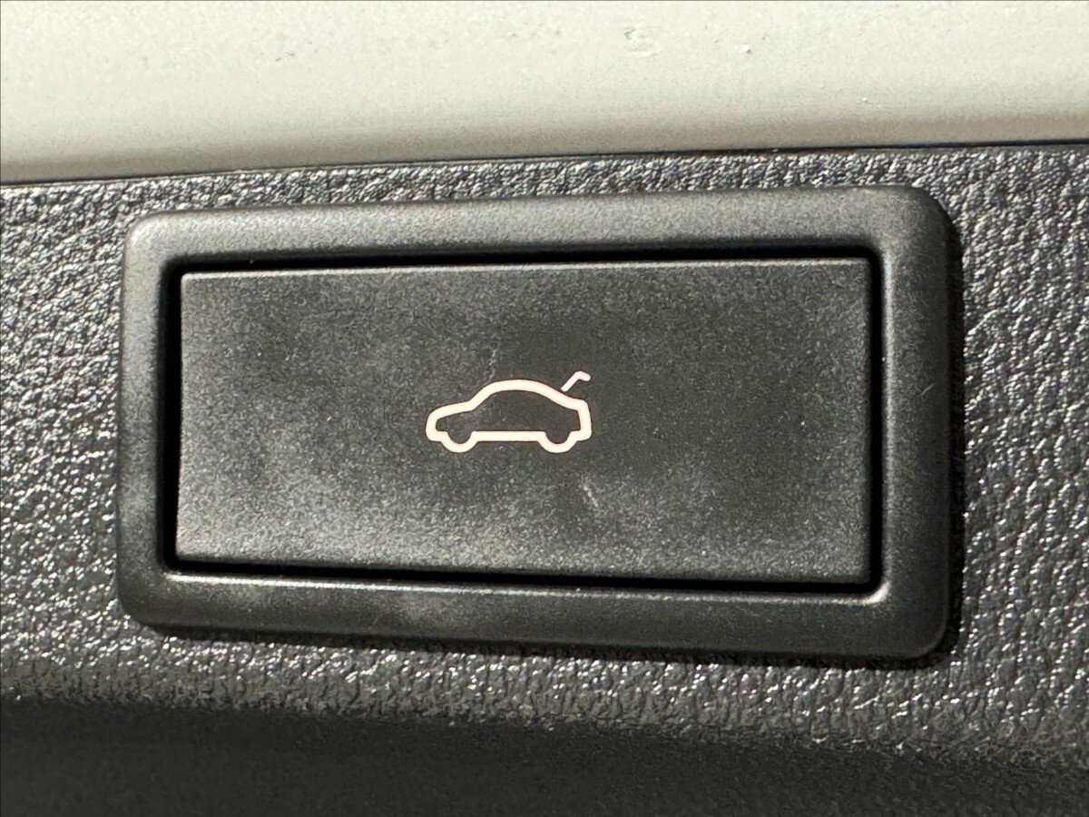 Škoda Octavia Kombi 2,0 l 85 kw