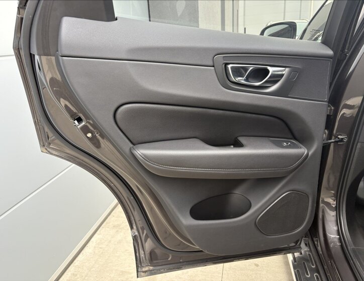 Volvo XC60 Kombi 2,0 l 184 kw