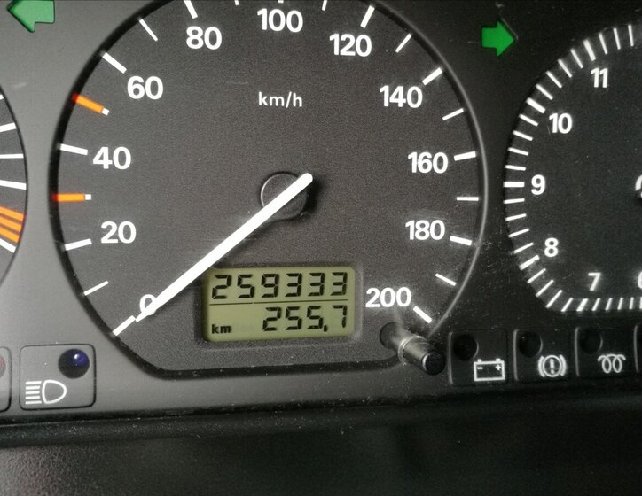 Volkswagen Ostatní Ostatní 2,4 l 57 kw