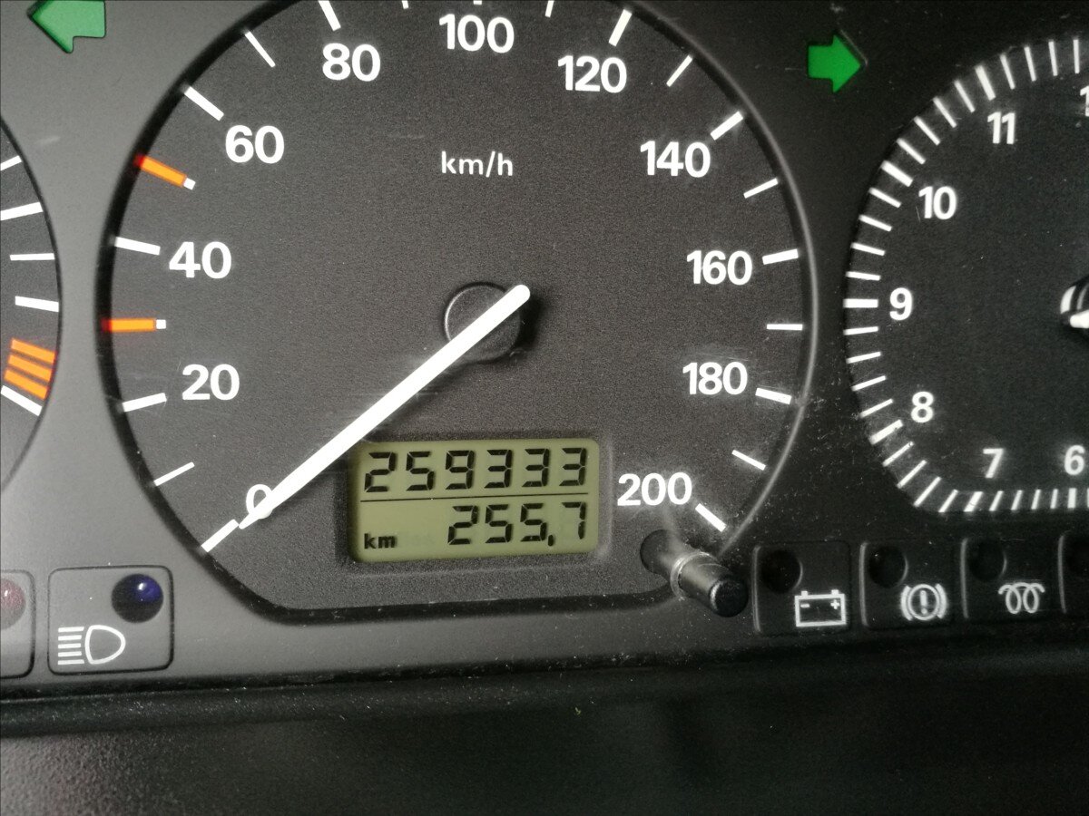 Volkswagen Ostatní Ostatní 2,4 l 57 kw