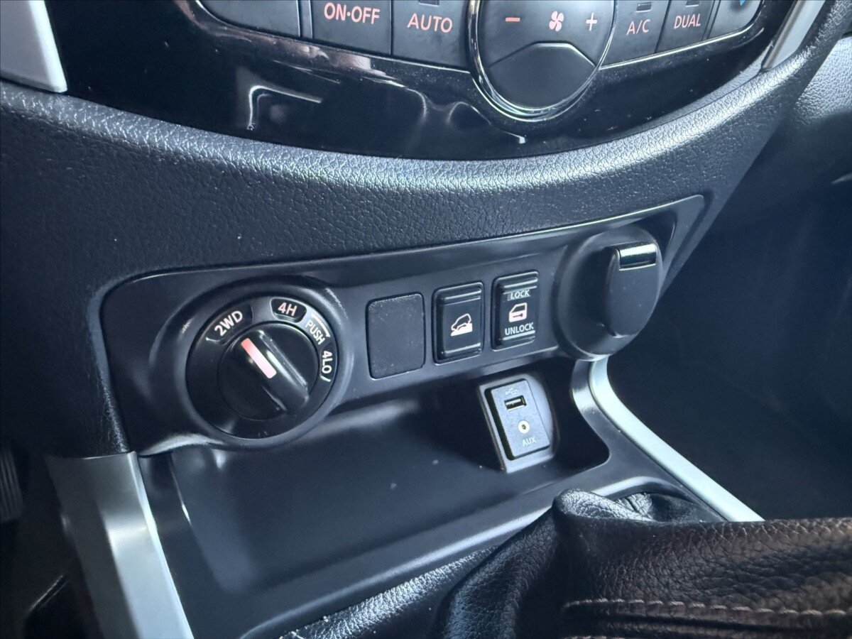 Nissan Navara Pick-up 2,3 l 120 kw