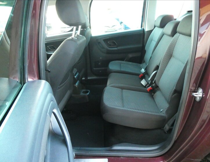 Škoda Roomster Kombi 1,2 l 63 kw