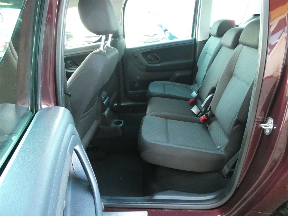 Škoda Roomster Kombi 1,2 l 63 kw